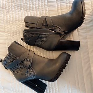 Juicy couture boots